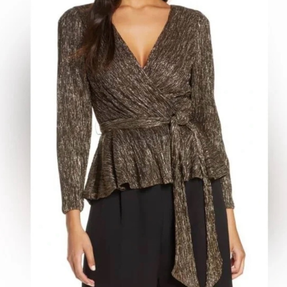 Eliza J Gold Metallic Long Sleeve Top